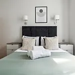 Bnbnook - Spacious 3Br Near West End & Covent Garden