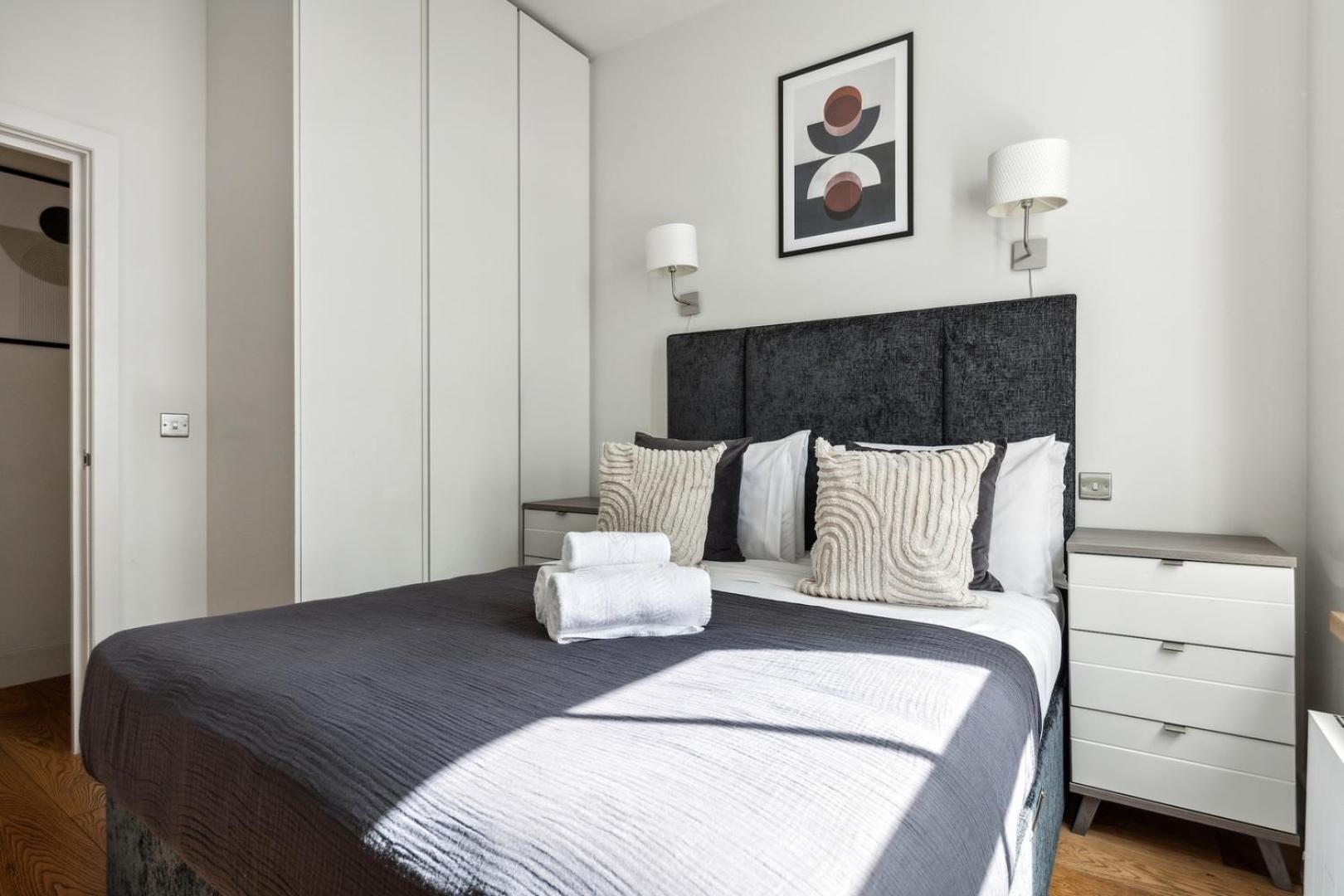 Bnbnook - Spacious 3br Near West End & Covent Garden Apartment