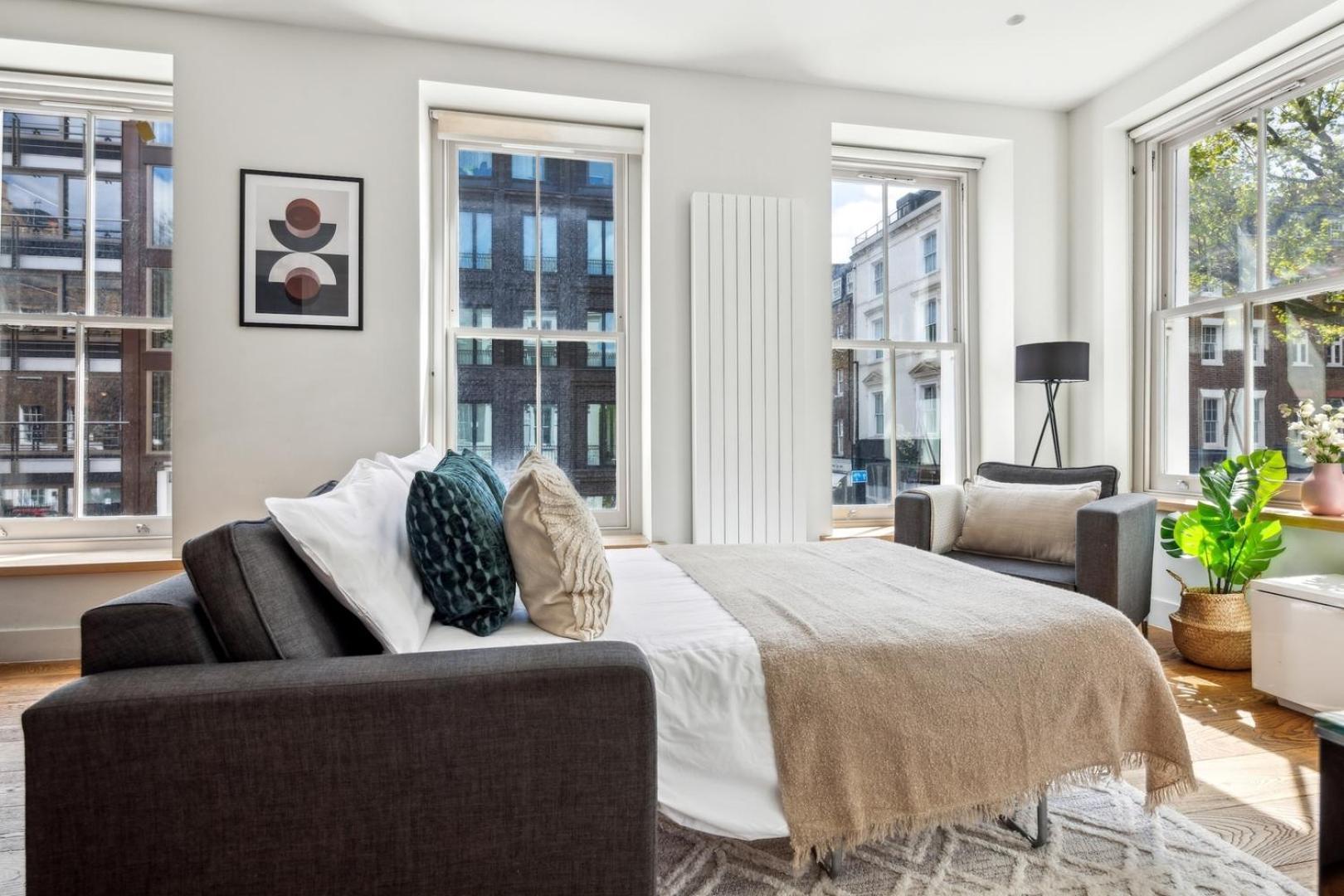 Bnbnook - Spacious 3br Near West End & Covent Garden Apartment London