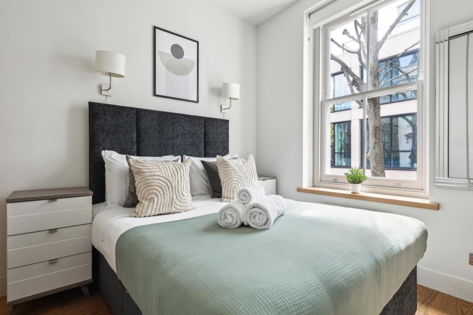 Bnbnook - Spacious 3br Near West End & Covent Garden Apartment
