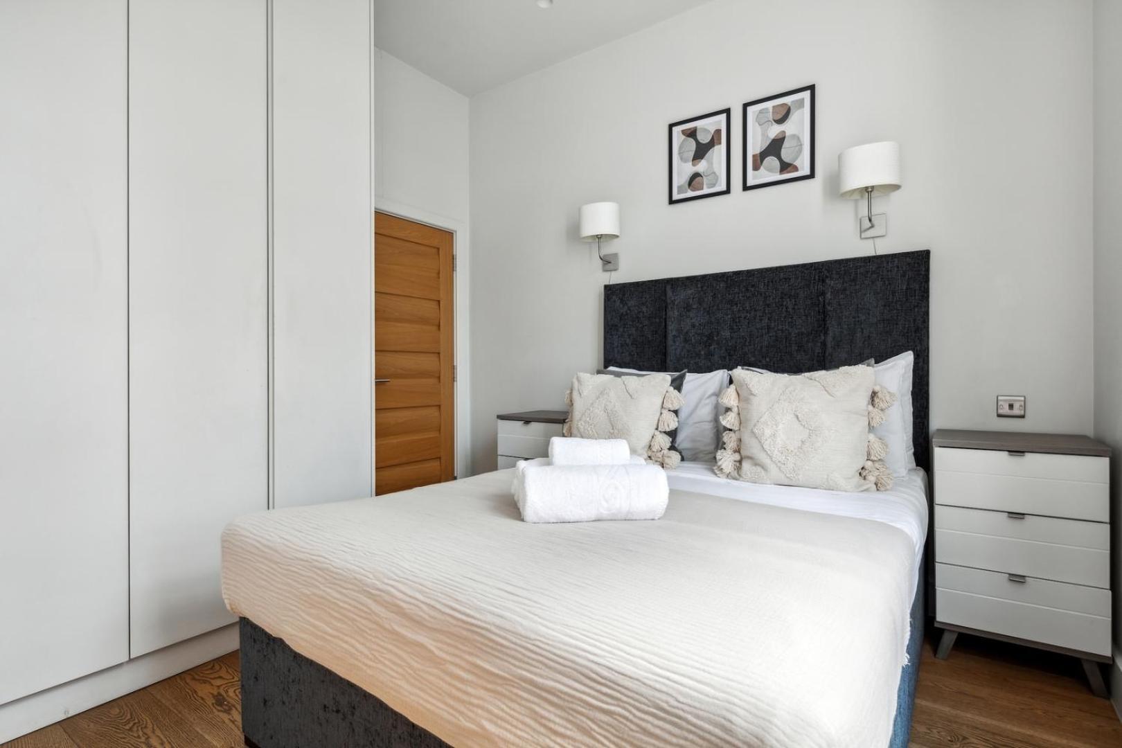 Bnbnook - Spacious 3br Near West End & Covent Garden Apartment *